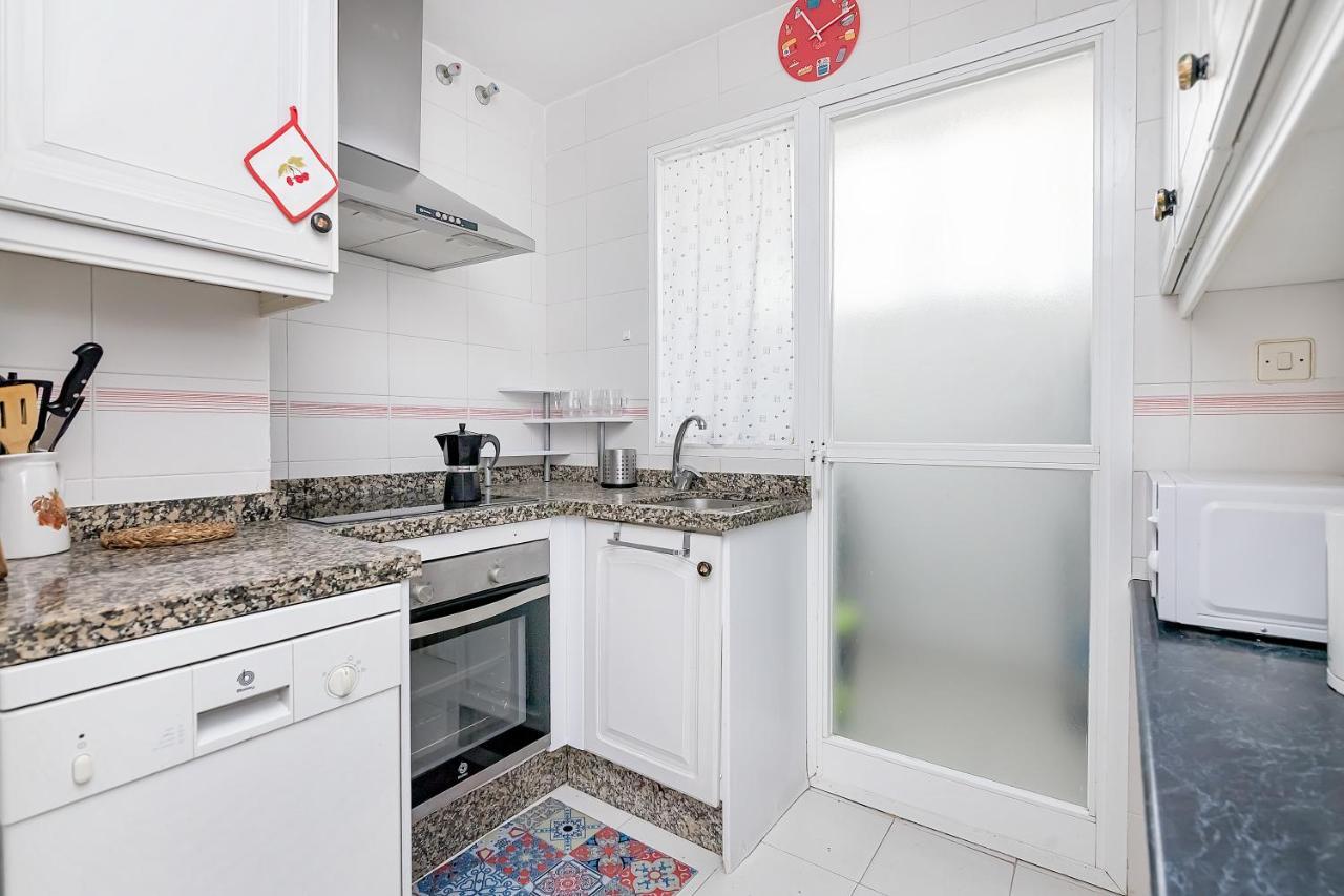 Апартаменты Sunshine Balcony- La Caleta Калета-де-Велес Экстерьер фото